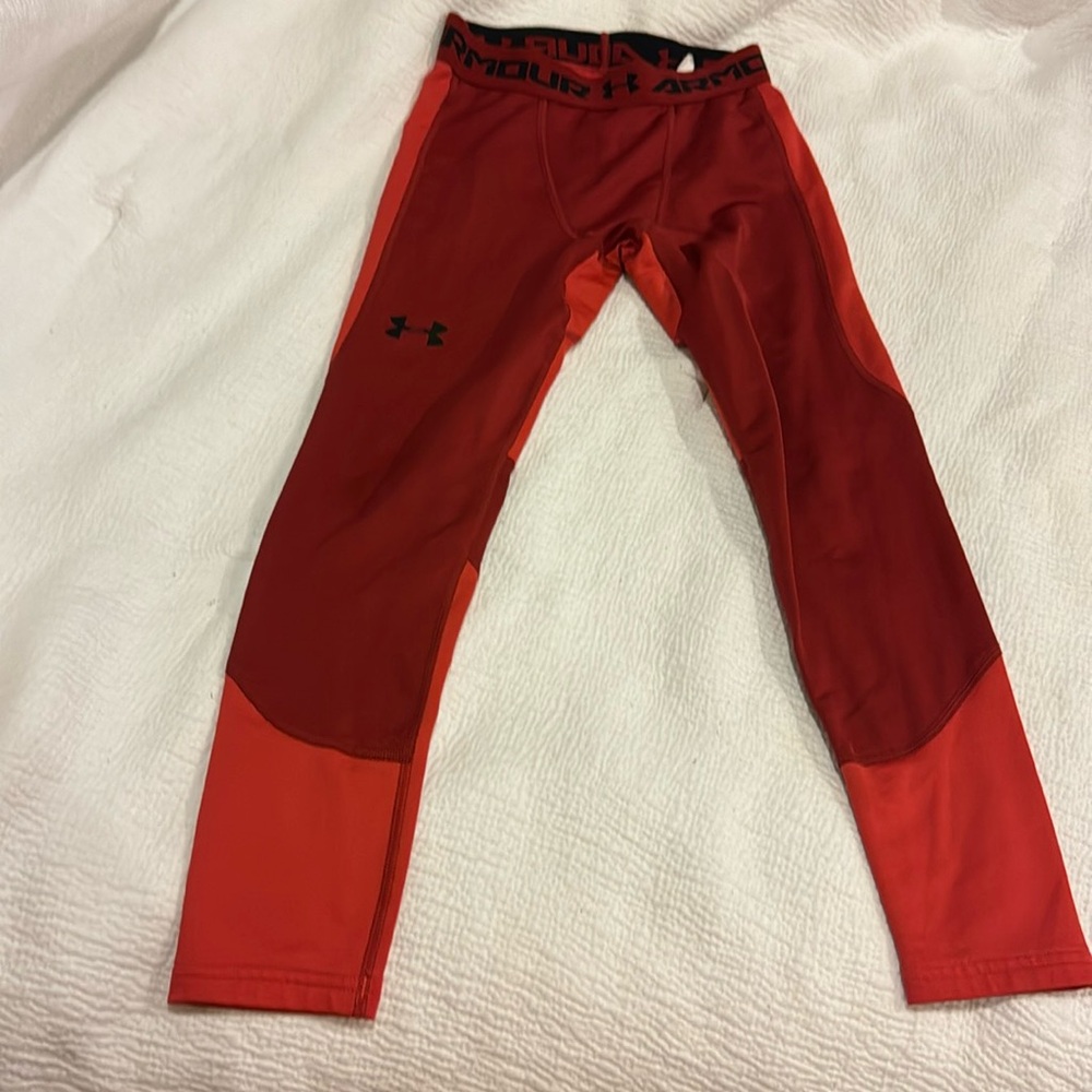 Boys Medium Under Armour Compression Leggings